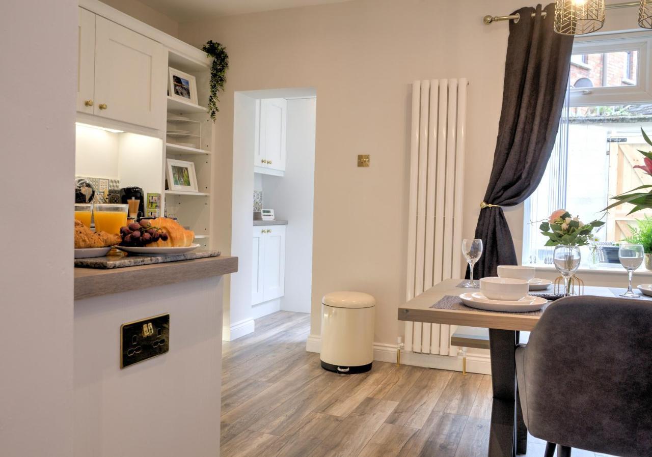 The Belfast Boutique Central Cozy Sleeps7 (Adults Only) Luaran gambar