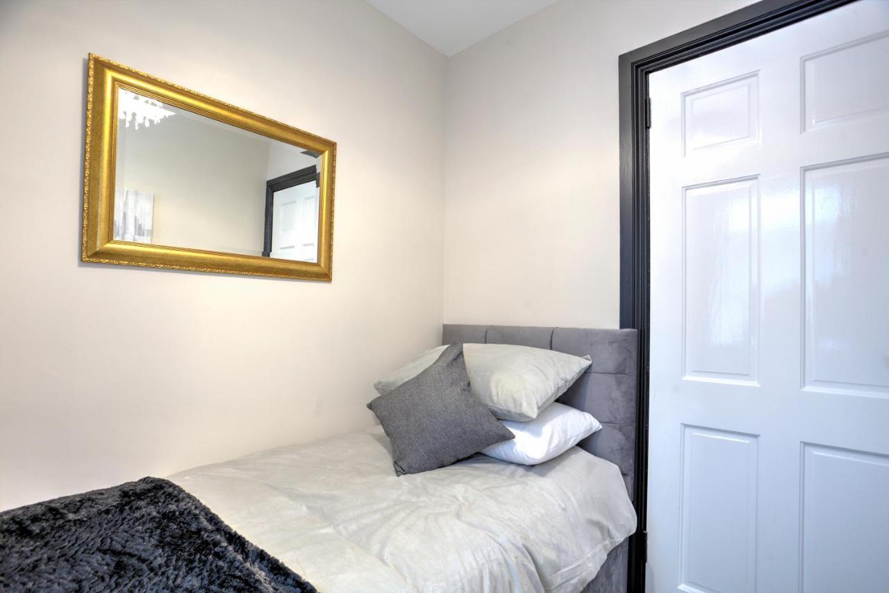 The Belfast Boutique Central Cozy Sleeps7 (Adults Only) Luaran gambar