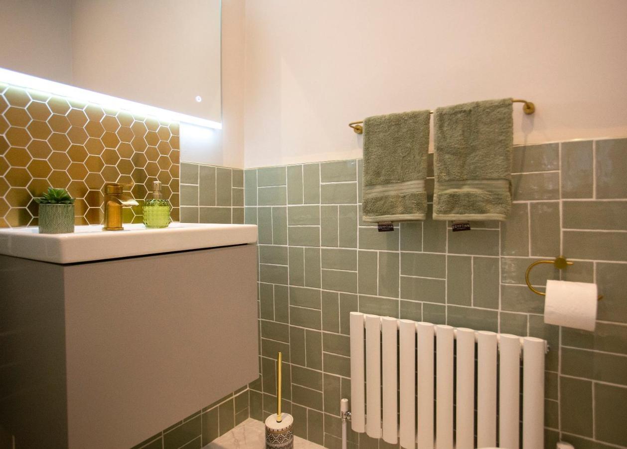 The Belfast Boutique Central Cozy Sleeps7 (Adults Only) Luaran gambar