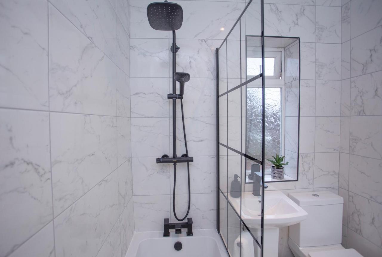 The Belfast Boutique Central Cozy Sleeps7 (Adults Only) Luaran gambar